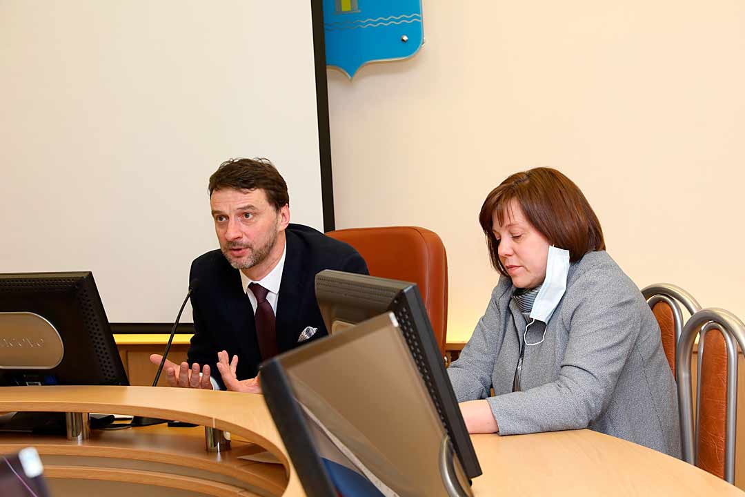 in edu 04