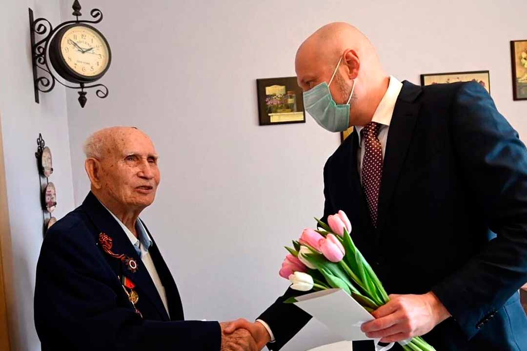 9 may 28