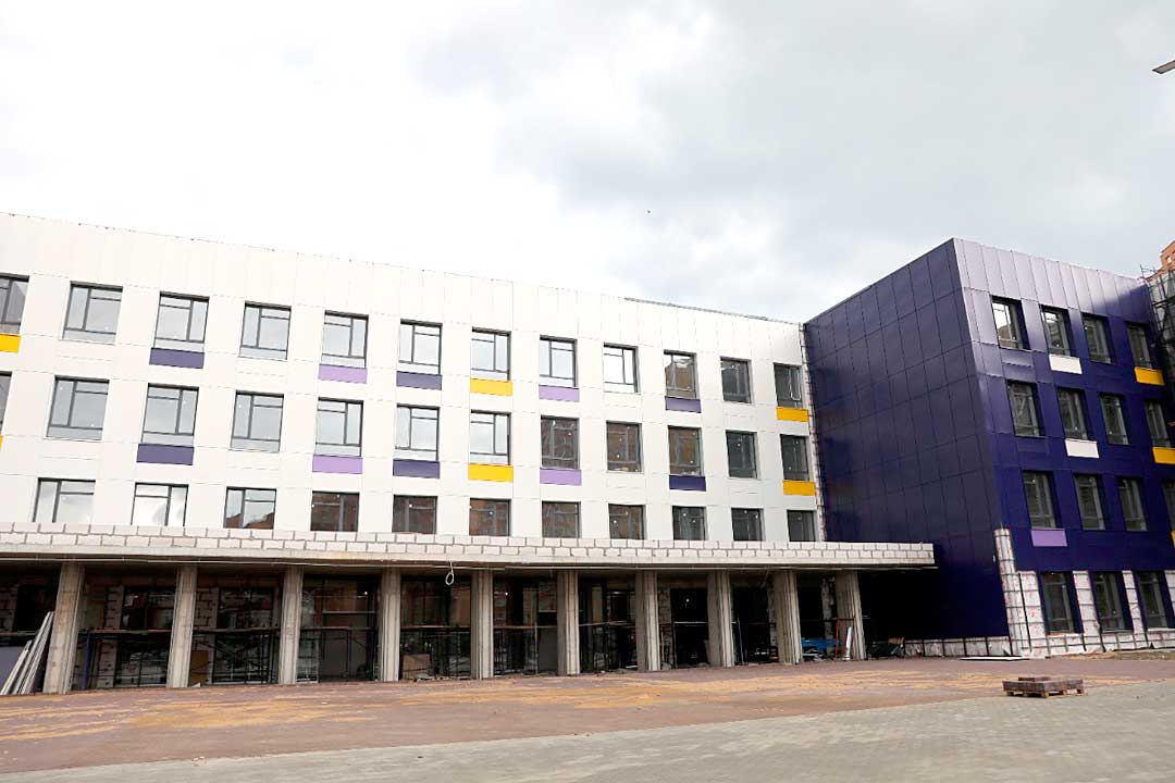 school 04