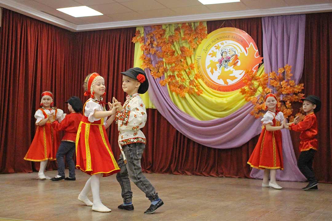 novohariton den pojilogo cheloveka 13
