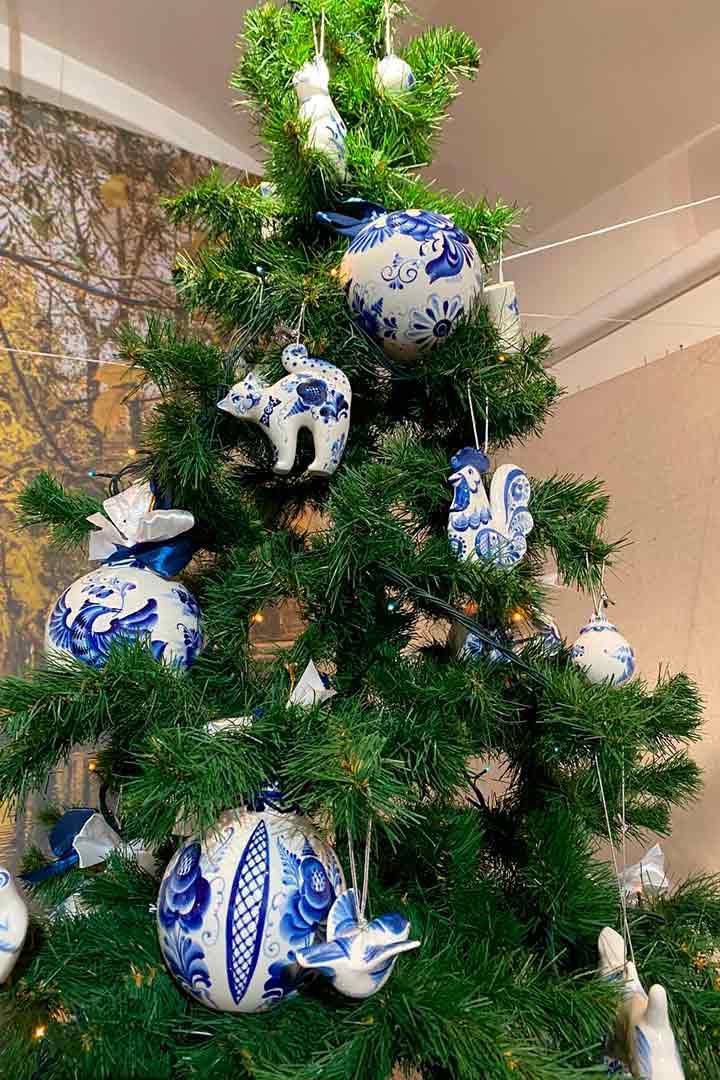 vystavka Rozanova 2