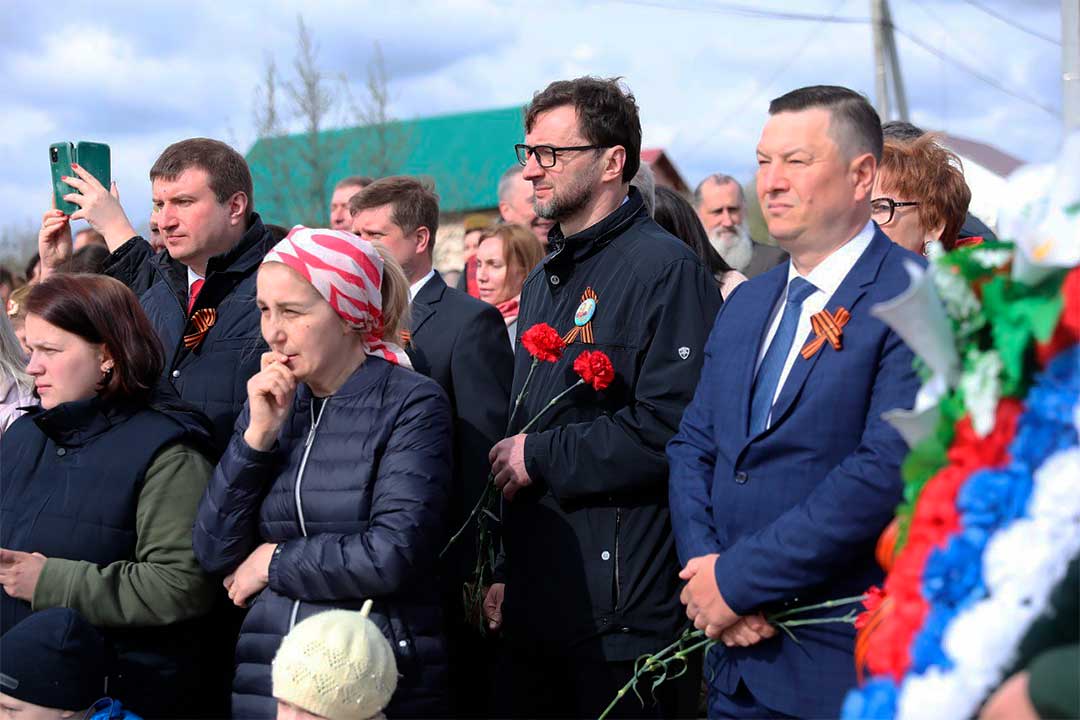 vyalki otryt pamyatnik VOV 2