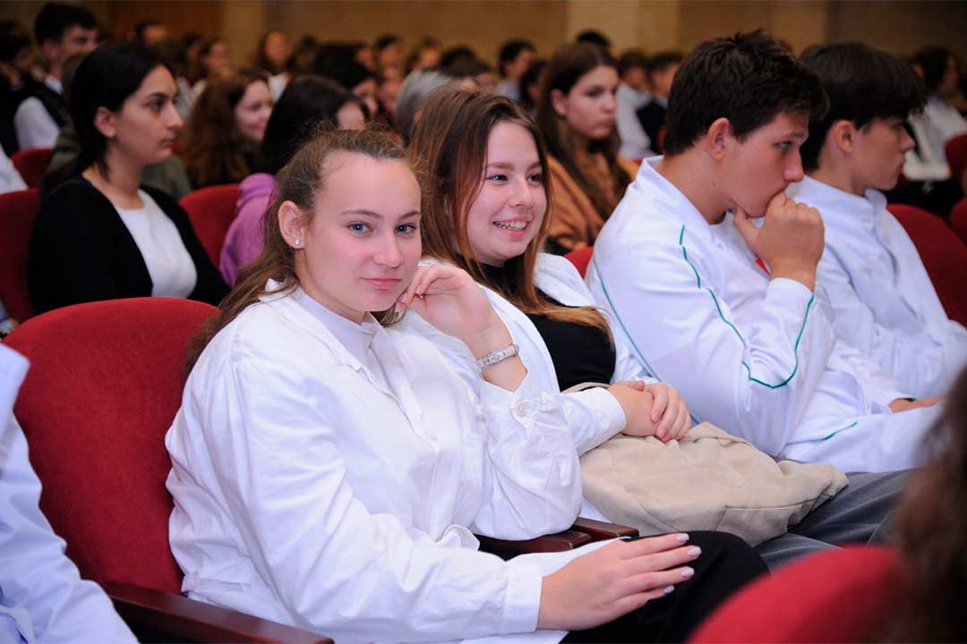 med klass gimnaziya 5