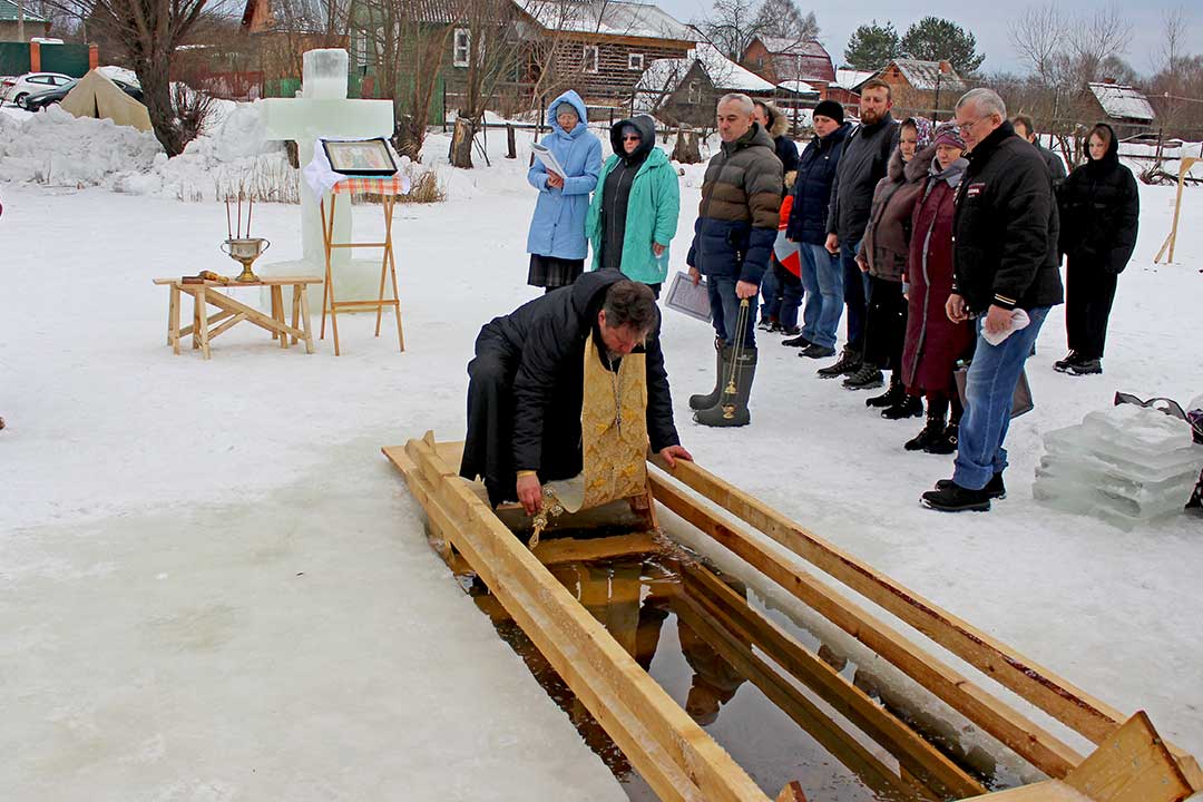 novohariton osvyashenie kupeli 5