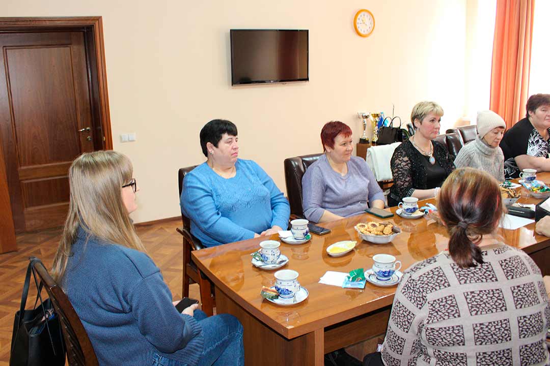 Zholobov vstrecha s semyami mobilizovannyh 3