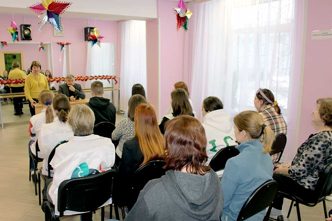 novohariton molodejniy aktiv Zholobov 2