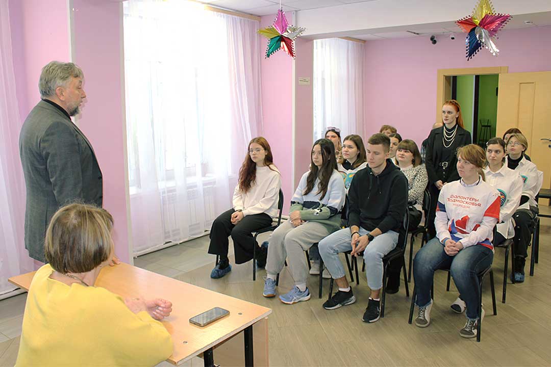 novohariton molodejniy aktiv Zholobov 3