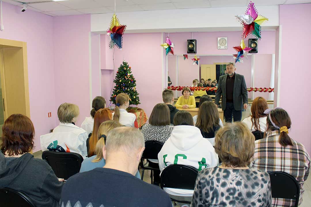 novohariton molodejniy aktiv Zholobov 4