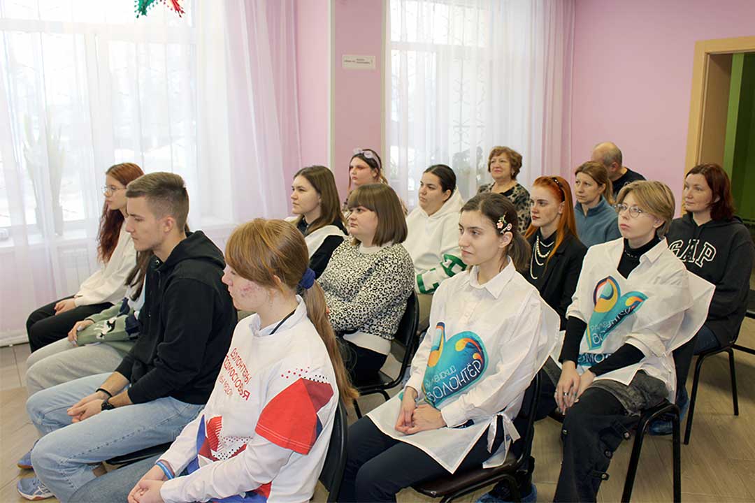 novohariton molodejniy aktiv Zholobov 6
