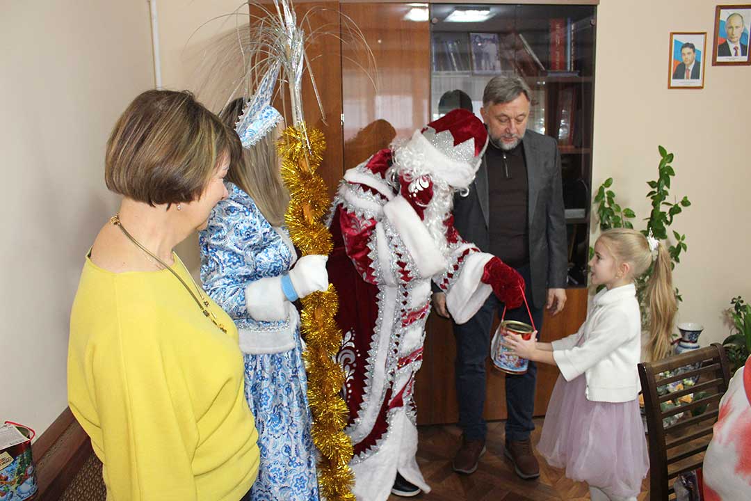 novohariton semyi mobilizovannih Zholobov 5