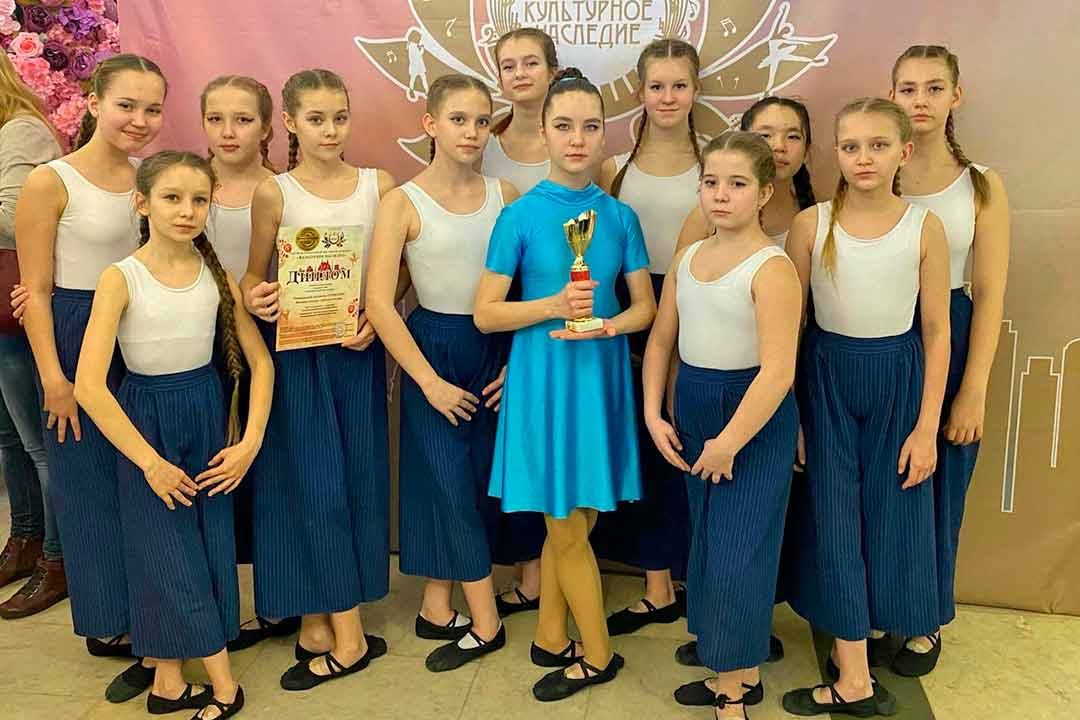 gimnaziya 2 prizovye mesya tancy 3