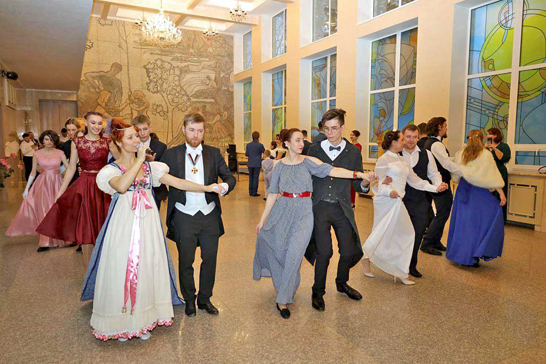 sretenskiy bal 7