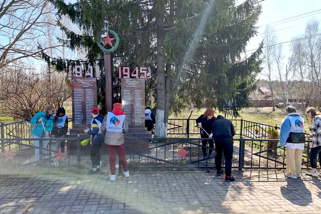 uborka memorialov kuznetcovskoe 2