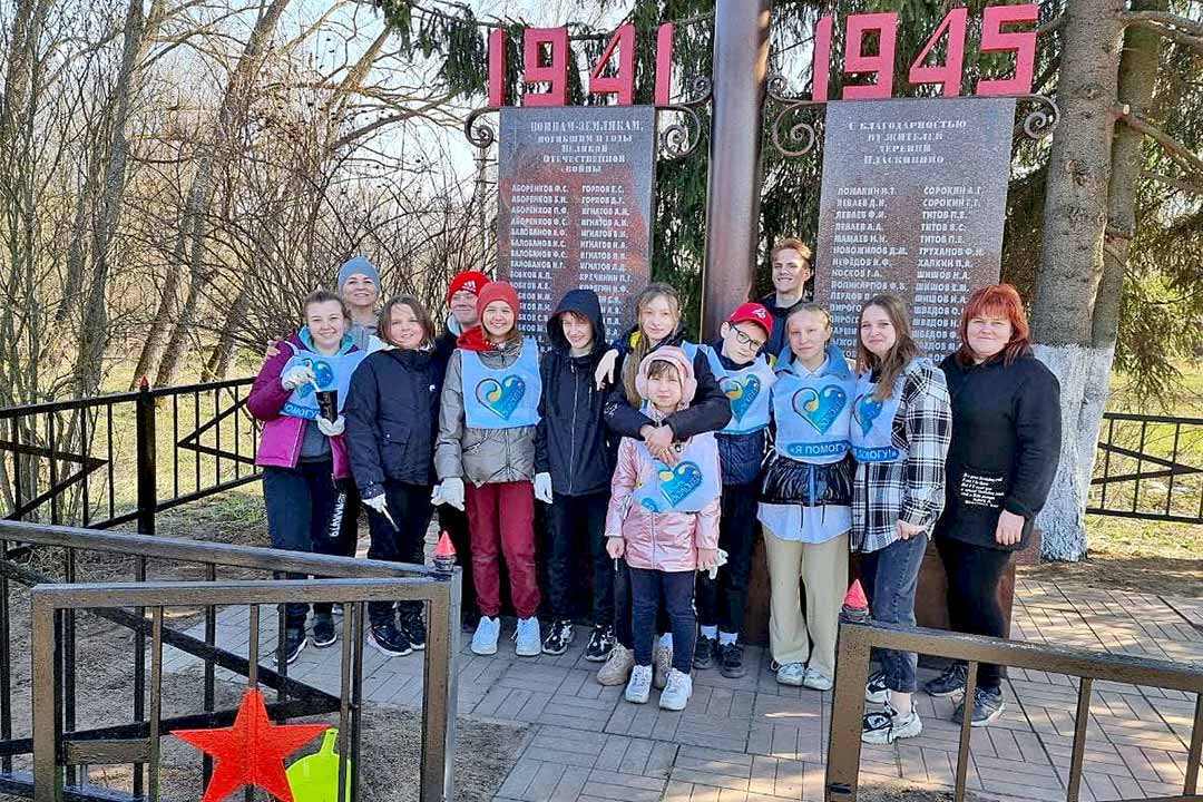uborka memorialov kuznetcovskoe 6