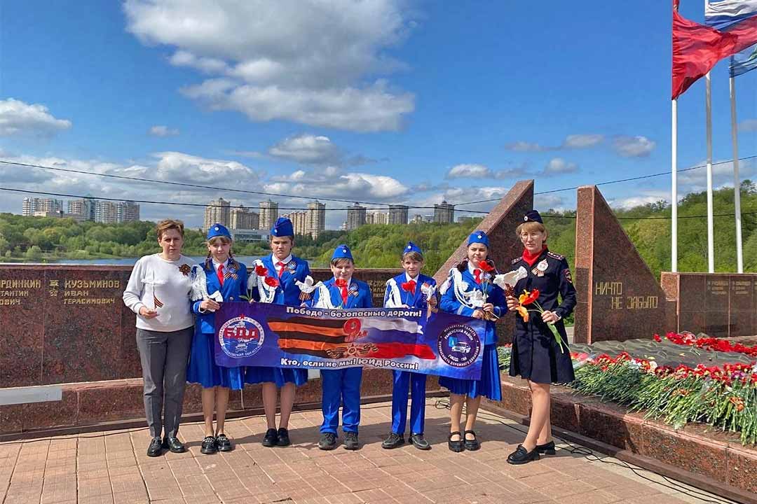 gibdd vozlozhenie cvetov UID 2