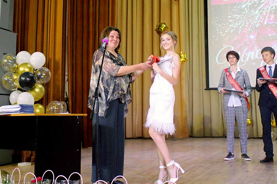 novohariton vipusk school 10 5