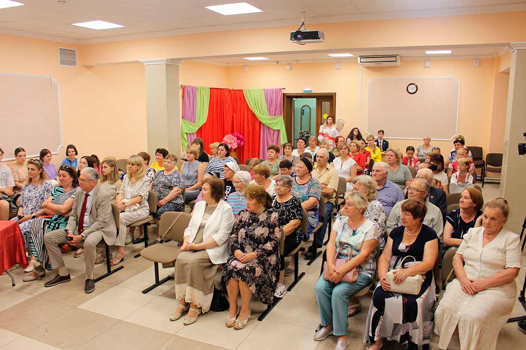 novohariton vstrecha Zholobova s zhitelyami 3