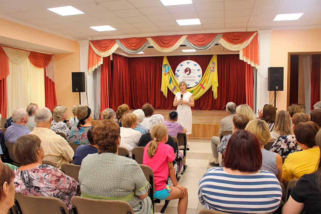 novohariton koncert god pedagoga 1