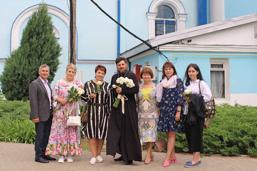 novohariton romashkovoe pole 3