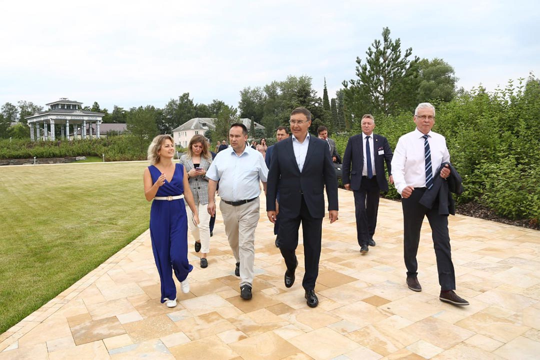 novohariton rabochiy vizit delegaciya 7