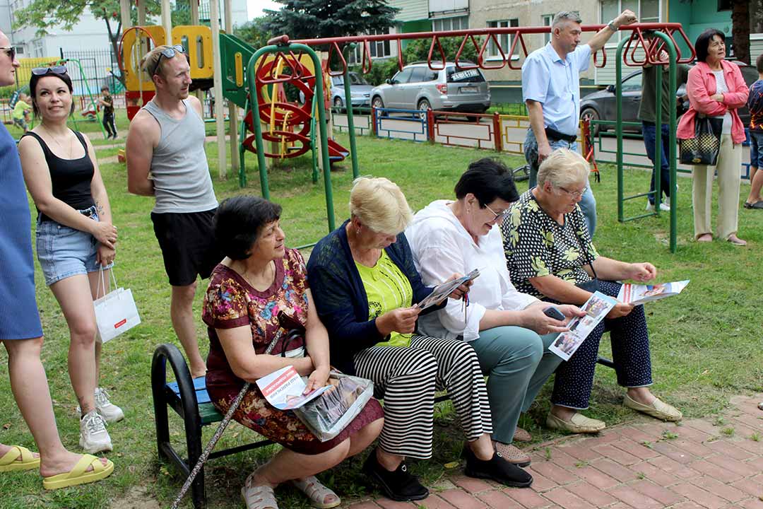 novohariton vstrecha MKD 4