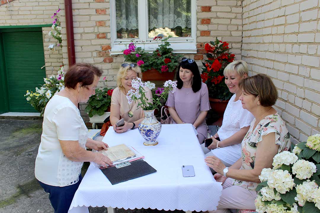 novohariton luchshiy selskiy dom 1