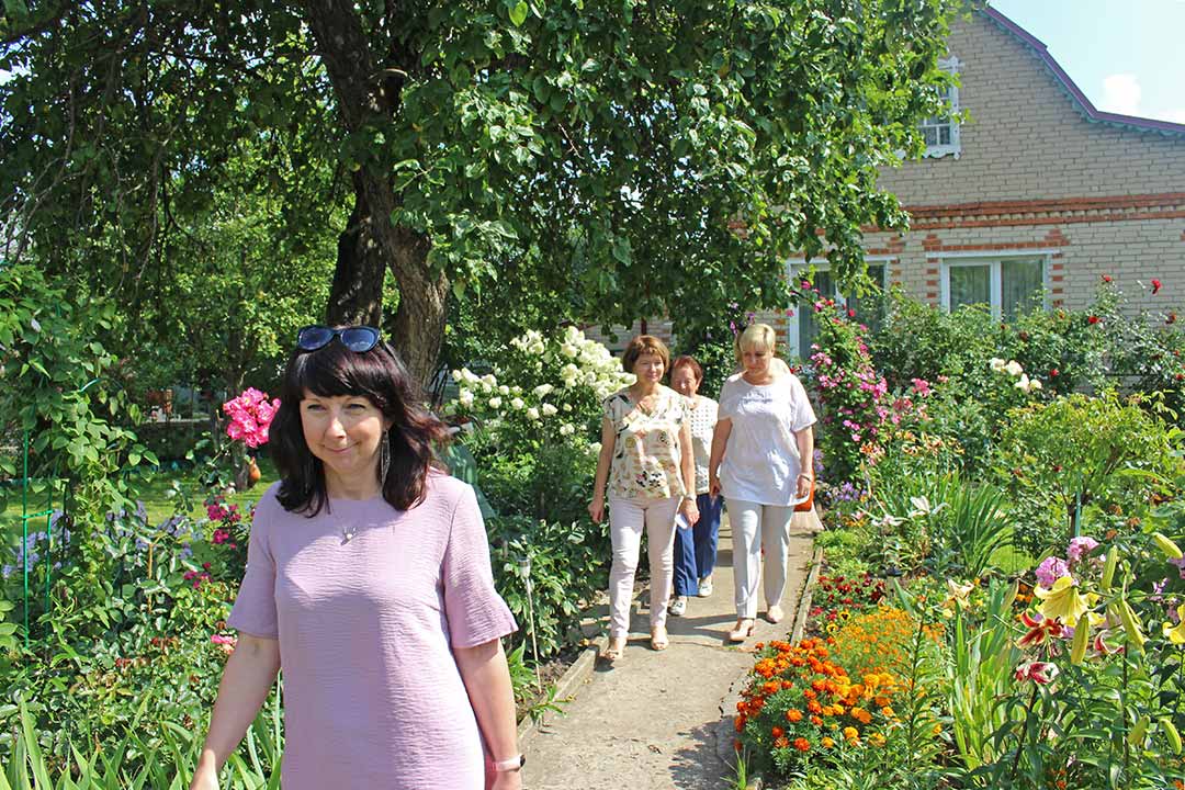 novohariton luchshiy selskiy dom 8