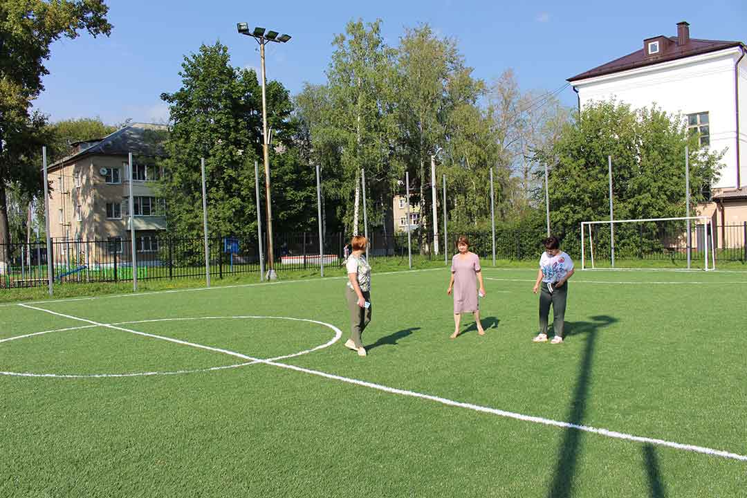 novohariton new pokrutie futbolnogo polya 1