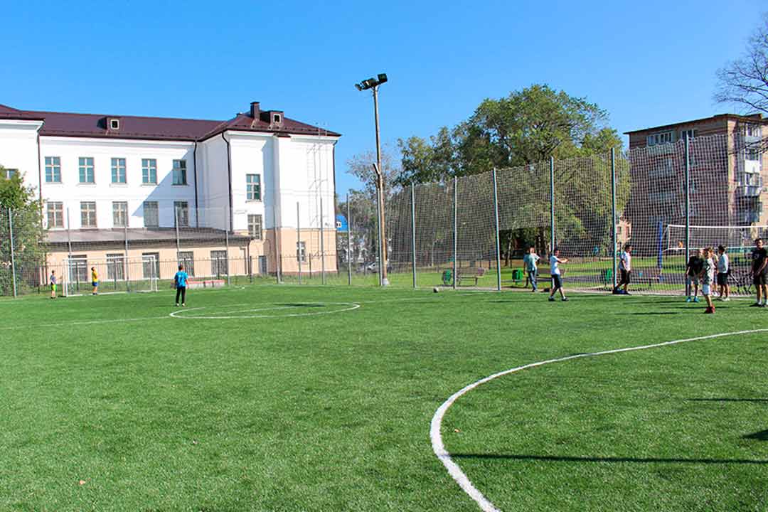 football pole elektroizolyator 5