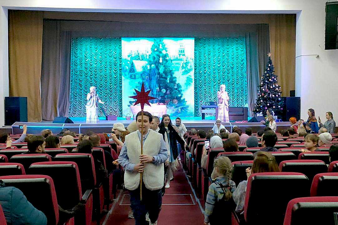 novohariton svet rojdestvenskoy zvezdi 7