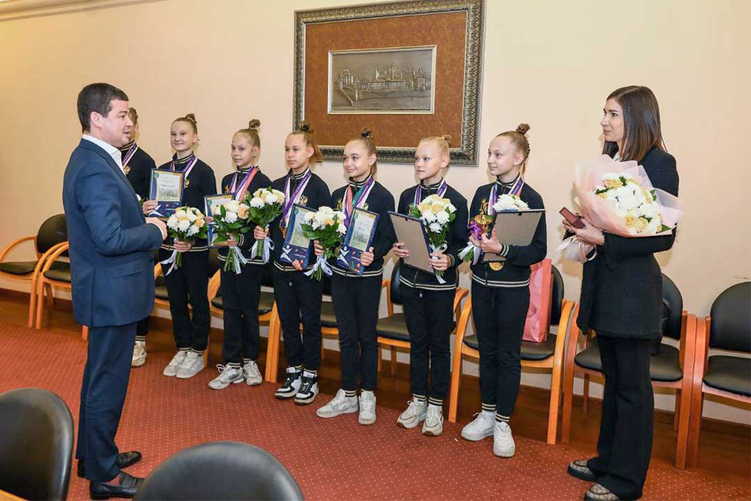 gimnastki sonet vivat malishev 3