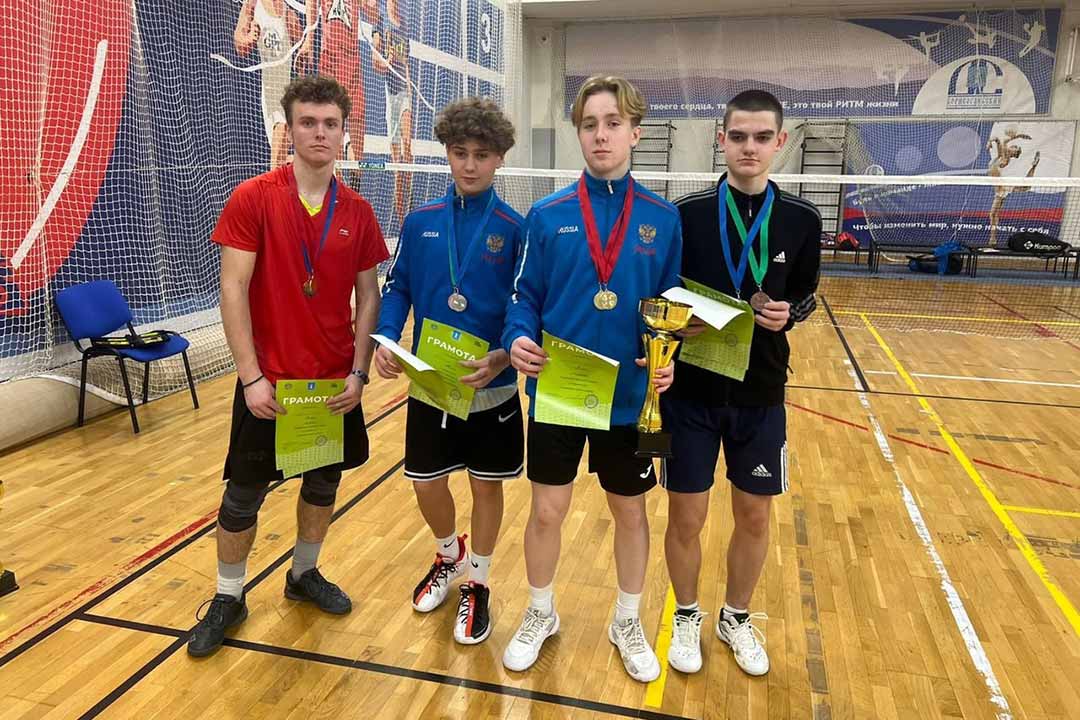chempionat badminton 2024 2