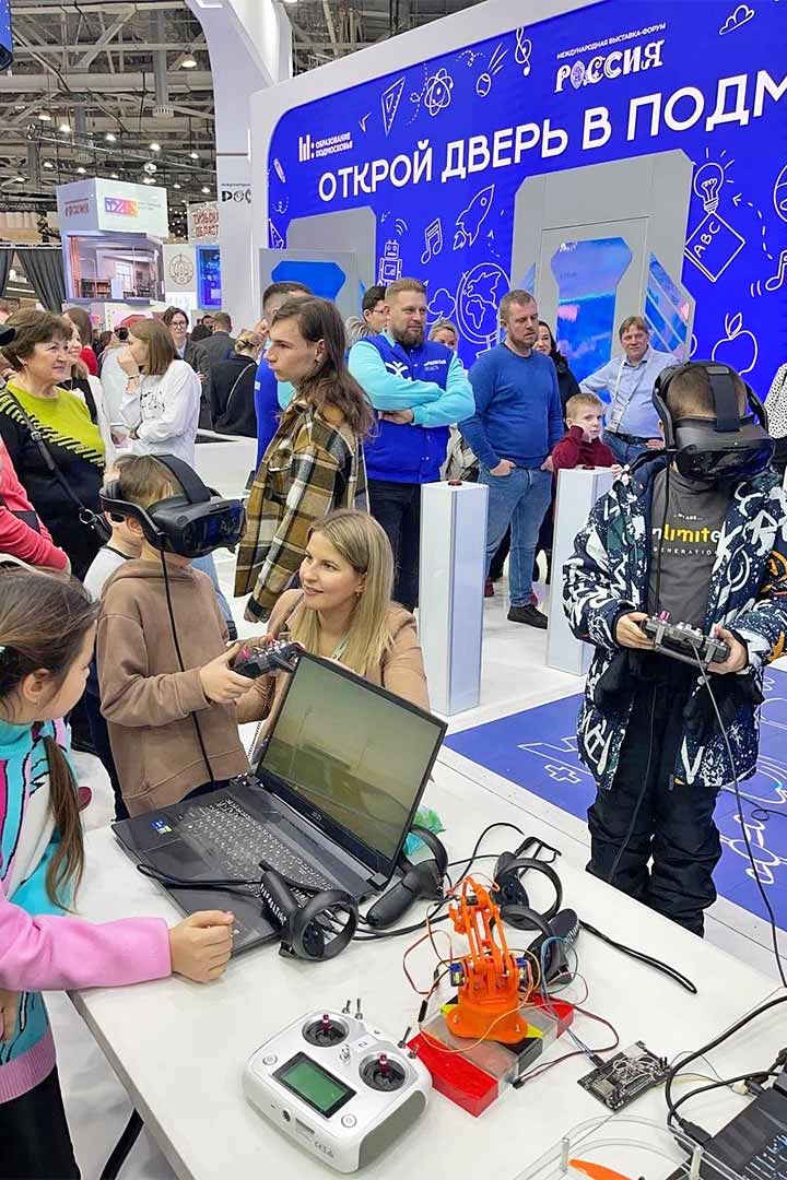 ram kolledj vistavka Rossiya 6