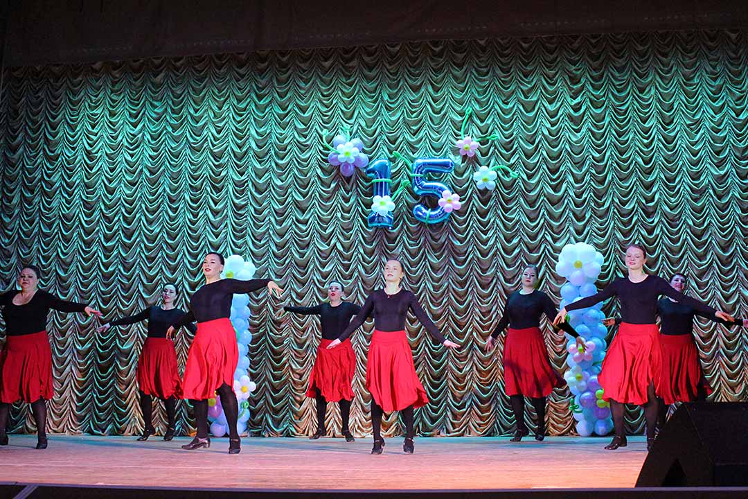 kdc gzhelskiy yubiley 10