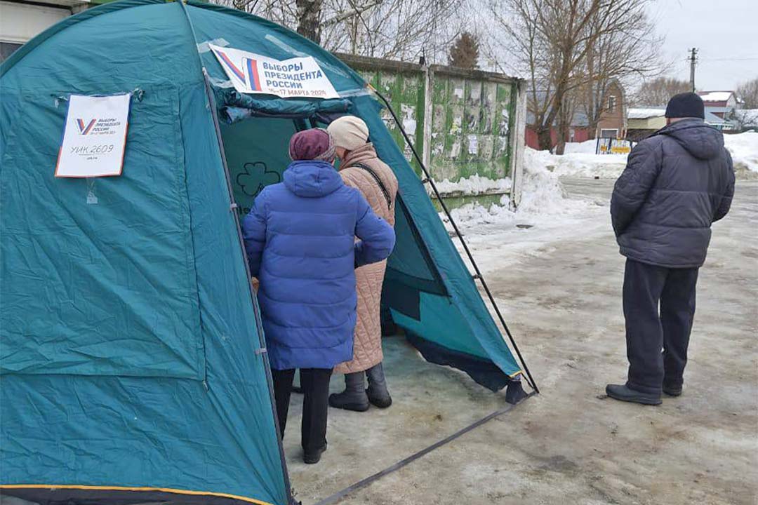 perviy den viborov novoharitonovskoe 4