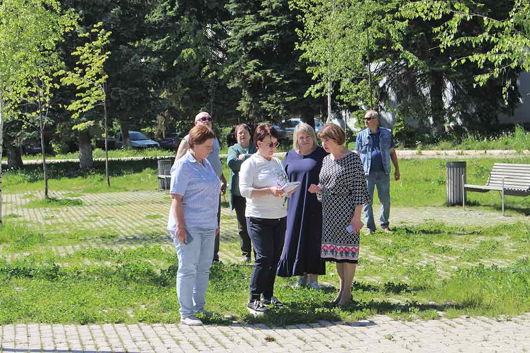 gzhel obhod territorii skver 5