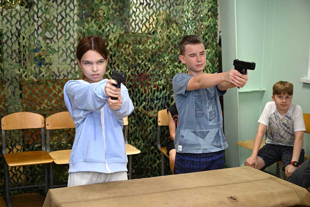 lomonosov school malishev 3