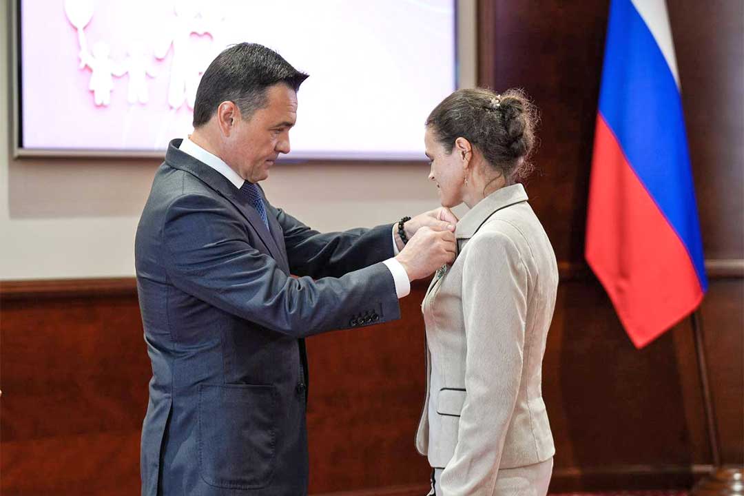 vorobyev nagrada mnogodetnoy mame 1