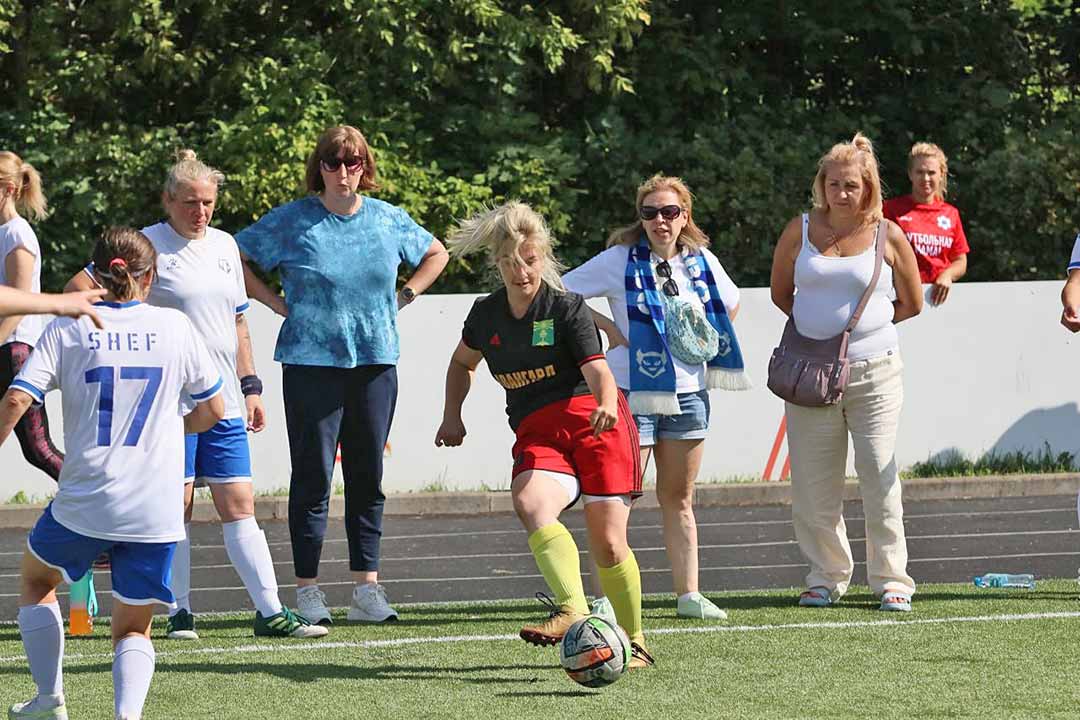football mams 1