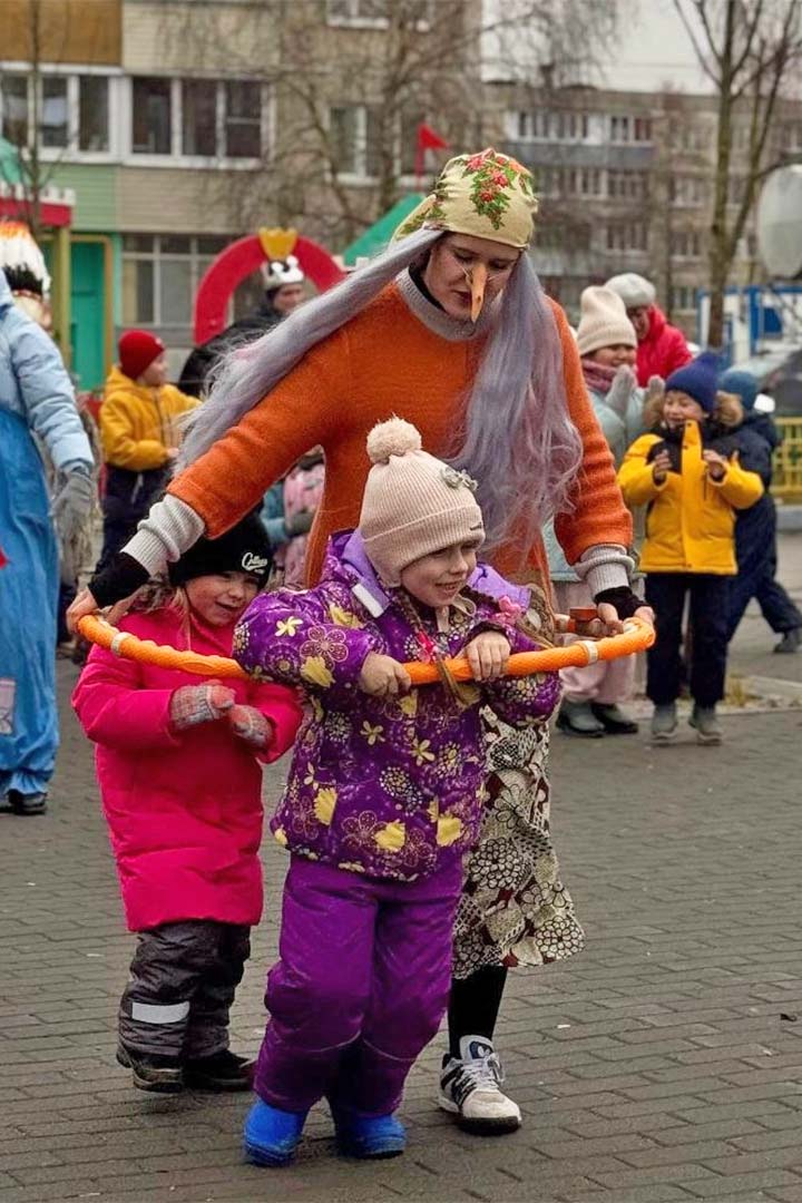 Den Rojdenaya Deda Maroza Gjel 4