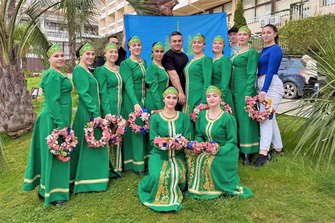 Ansambl Zarjanca 3 1