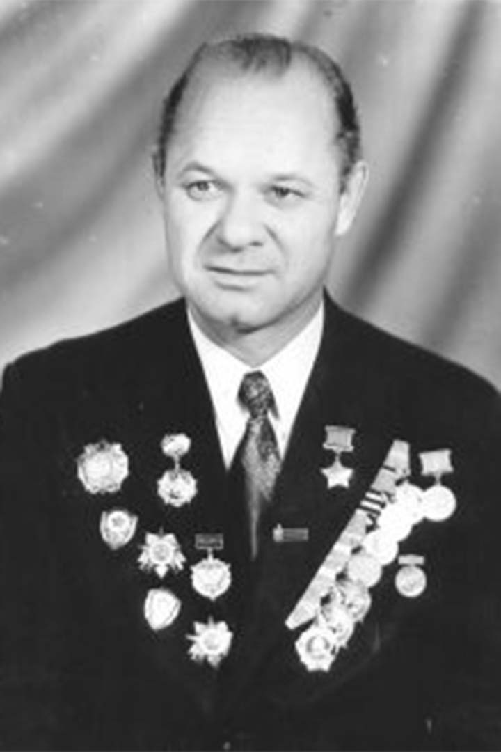 Geroi Nekrasow