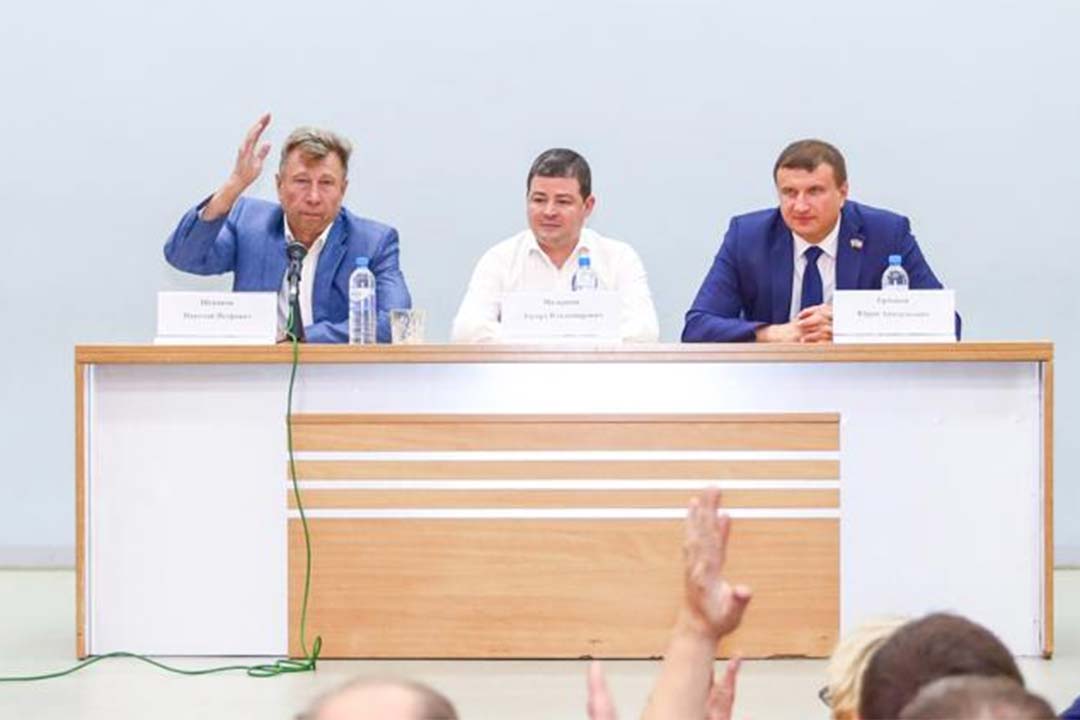 Oshestwenaya Palata 1