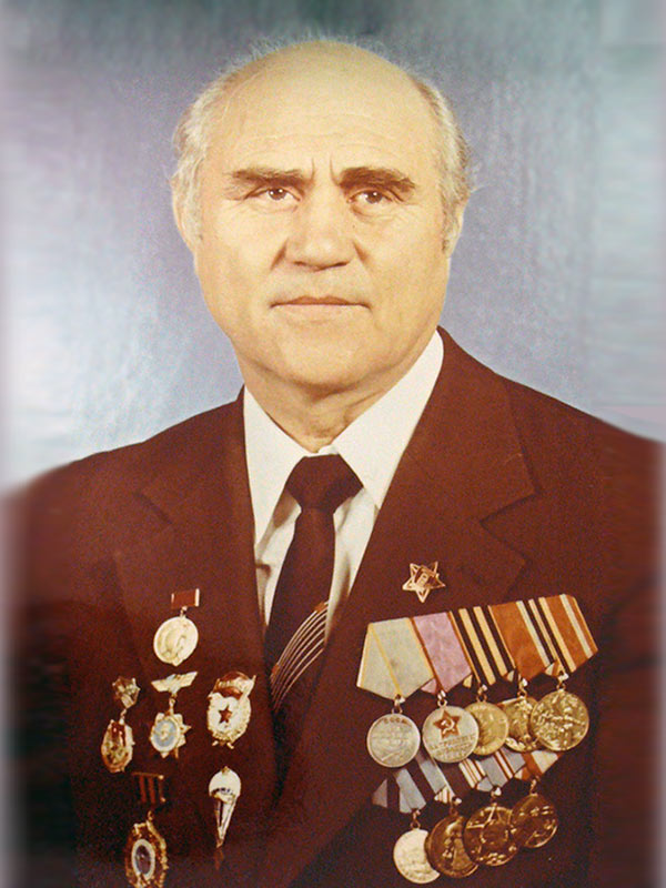 КОЛГАНОВ<br>Анатолий Дмитриевич